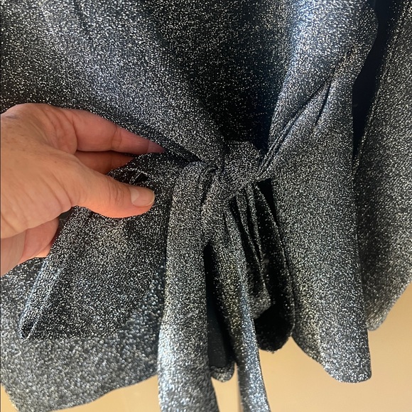 Elloquii New w Tag 22 Charcoal Metallic True Wrap Statement Sleeve Blouse Top - Picture 4 of 7